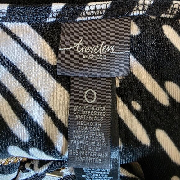 Chico's Travelers Top Tunic Black White Stretch Gold Chain Accent Size 0 Small - Picture 7 of 8